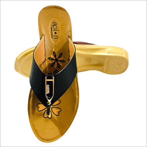 पीयू लेडीज सिंपल स्लिपर्स