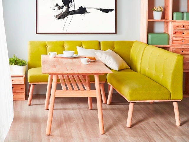 Wood Playmate Dining Set
