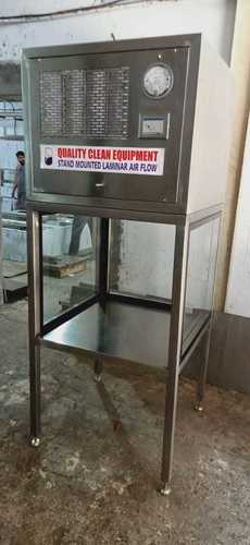 स्टैंड माउंटेड लामिनार एयर फ्लो