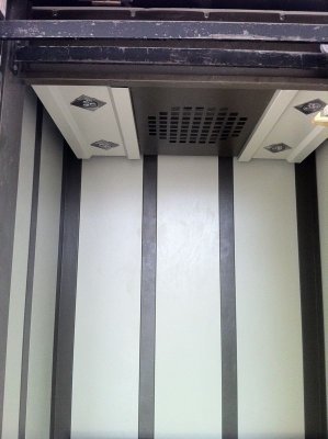 M S Powder Coating Cage