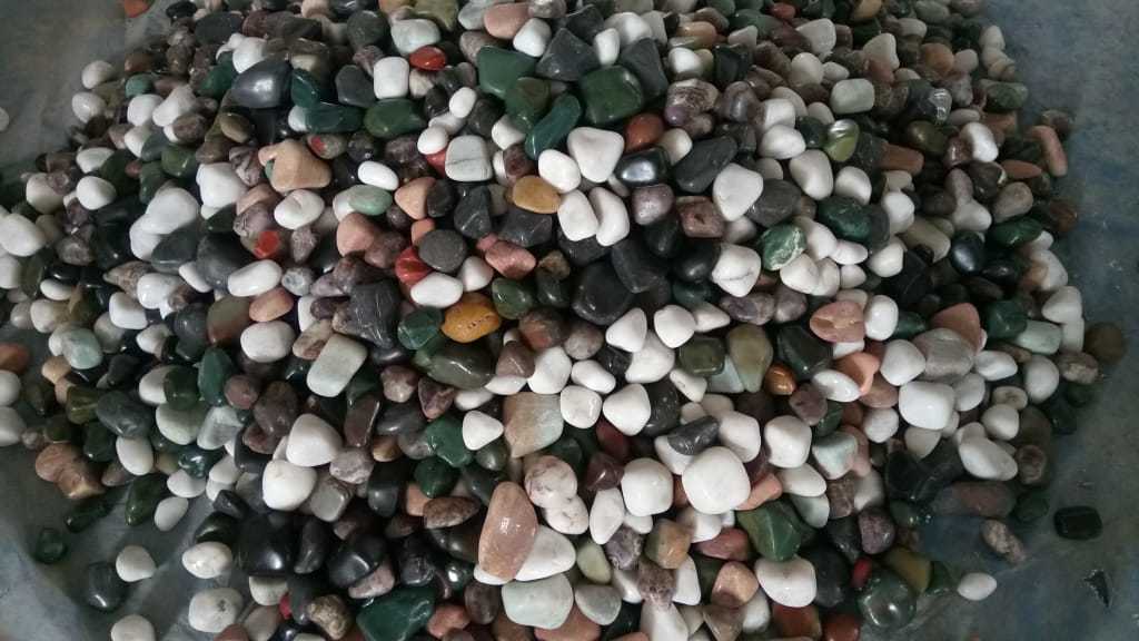 Fancy Tumble Decorative Stone / Multi Color Landscaping Pebble Stone / Fancy Polished Tumble Stone - Artificial Stone Type: Solid Surface