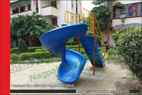 Spiral Slide Capacity: 3-5 Childrens Kg/hr