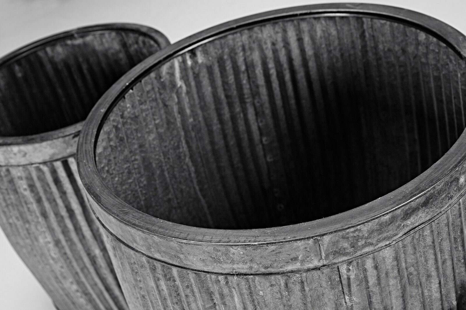 Iron Metal Corrugated Round Planter Set - Sizes: Large 17.25" Dia X 14.25" H, Medium 13.25" Dia X 12.5" H | Dark Grey, Rustic Charm, Ideal For Indoor Or Outdoor Use