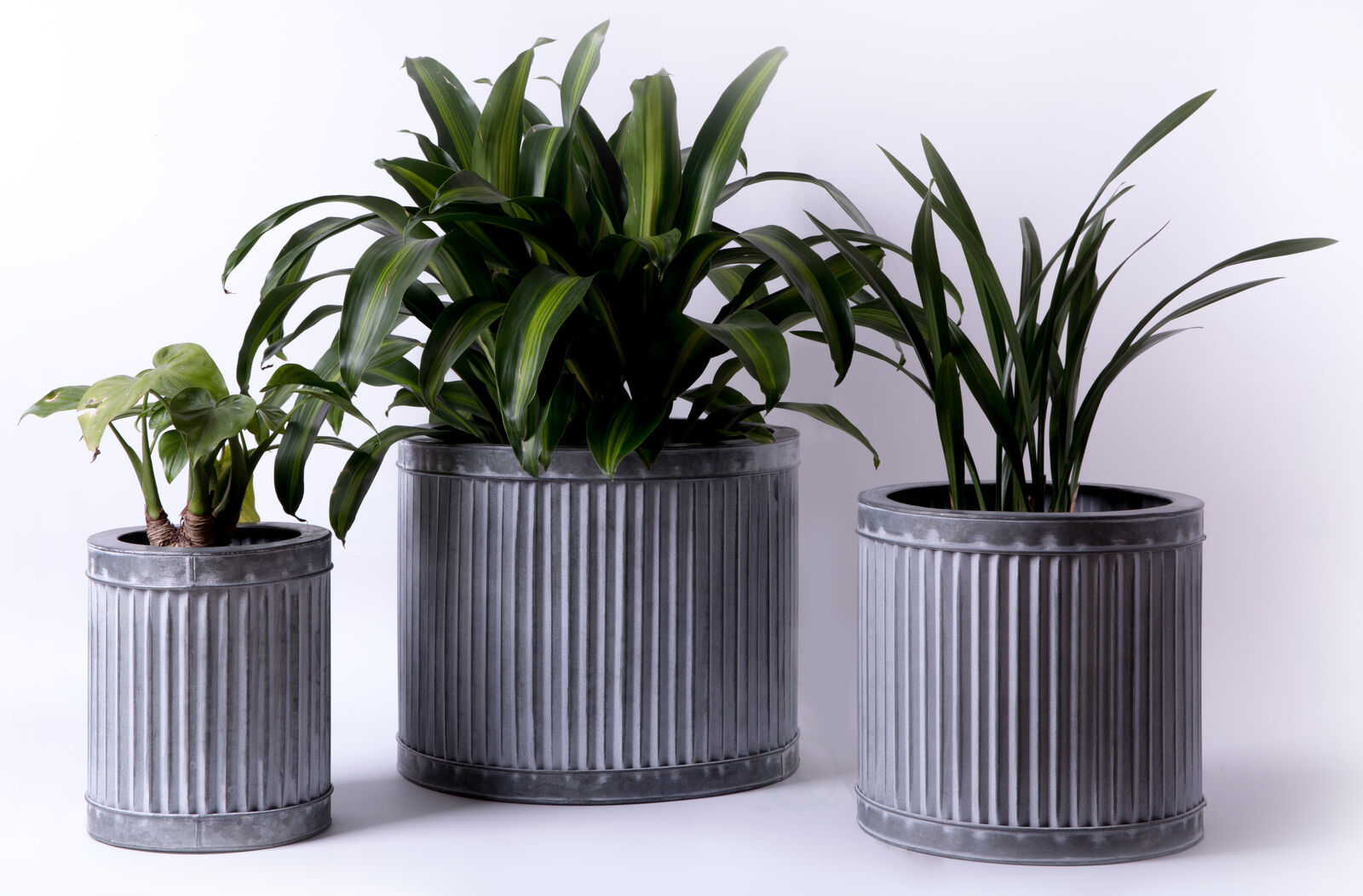 Iron Metal Corrugated Round Planter Set - Sizes: Large 17.25" Dia X 14.25" H, Medium 13.25" Dia X 12.5" H | Dark Grey, Rustic Charm, Ideal For Indoor Or Outdoor Use