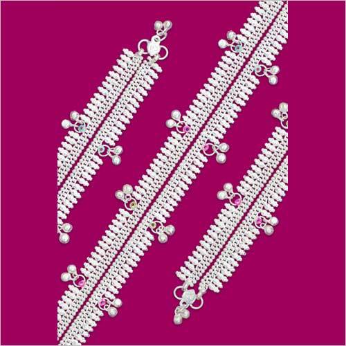 Rasgula Surai Mathari Anklet - Alloy Material, Adjustable Size, Silver Polish Combination With Black Stone | Intricate Surai Mathari Design, Comfortable Everyday Wear