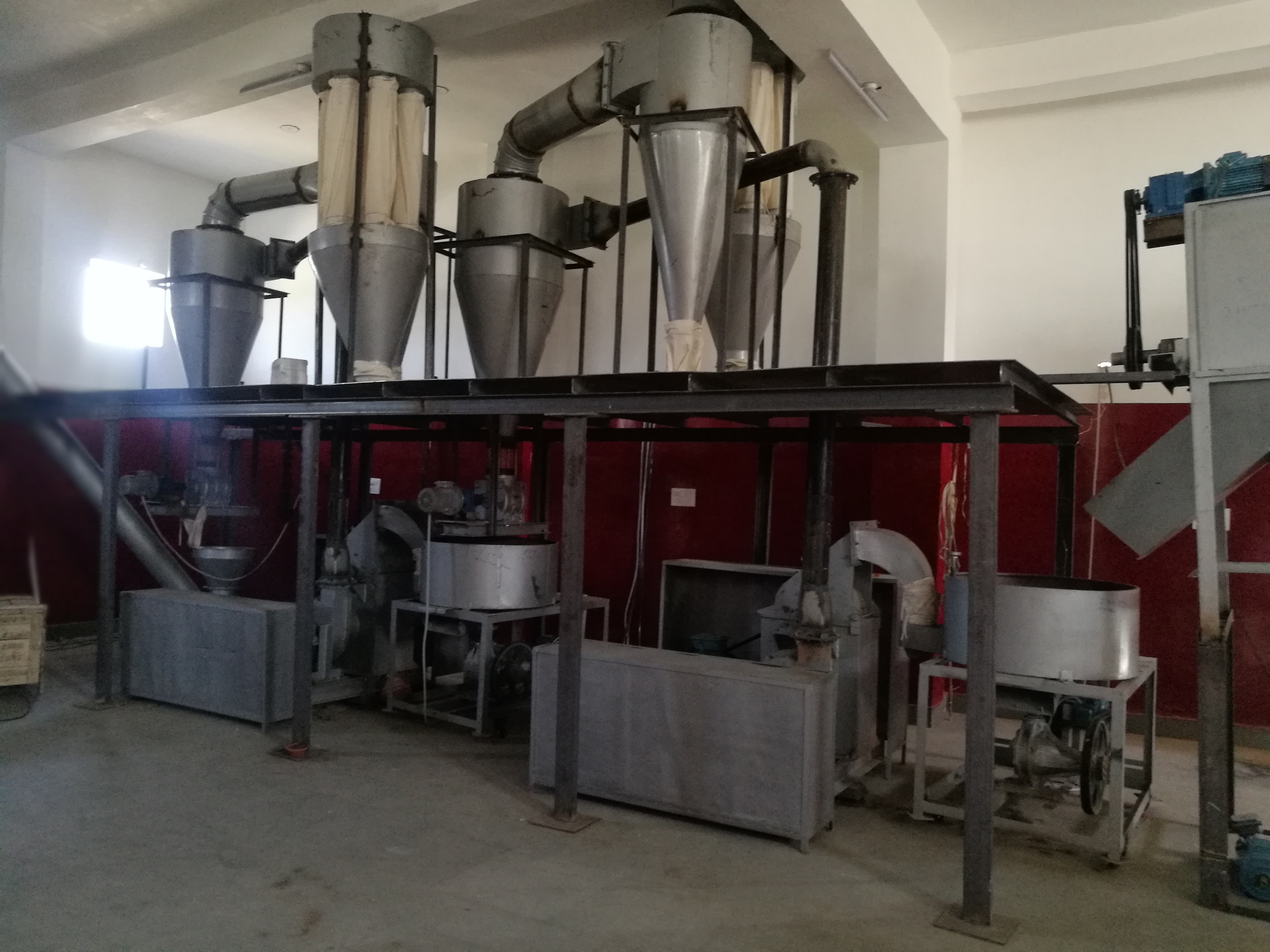 Automatic Husk Grinding Machine - Cast Iron, Plc Control System | Features: Pneumatic System, Blower, Dust Collector, Airlock Valve, Double Cyclone Tank, 1 Year Warranty