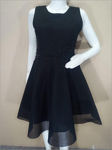 लेडीज़ मिडी टॉप