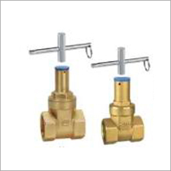 लॉक के साथ गेट वाल्व