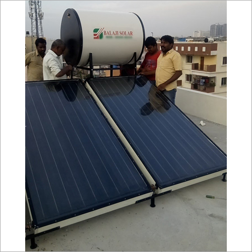 सौर पानी गर्म करने वाला टैंक