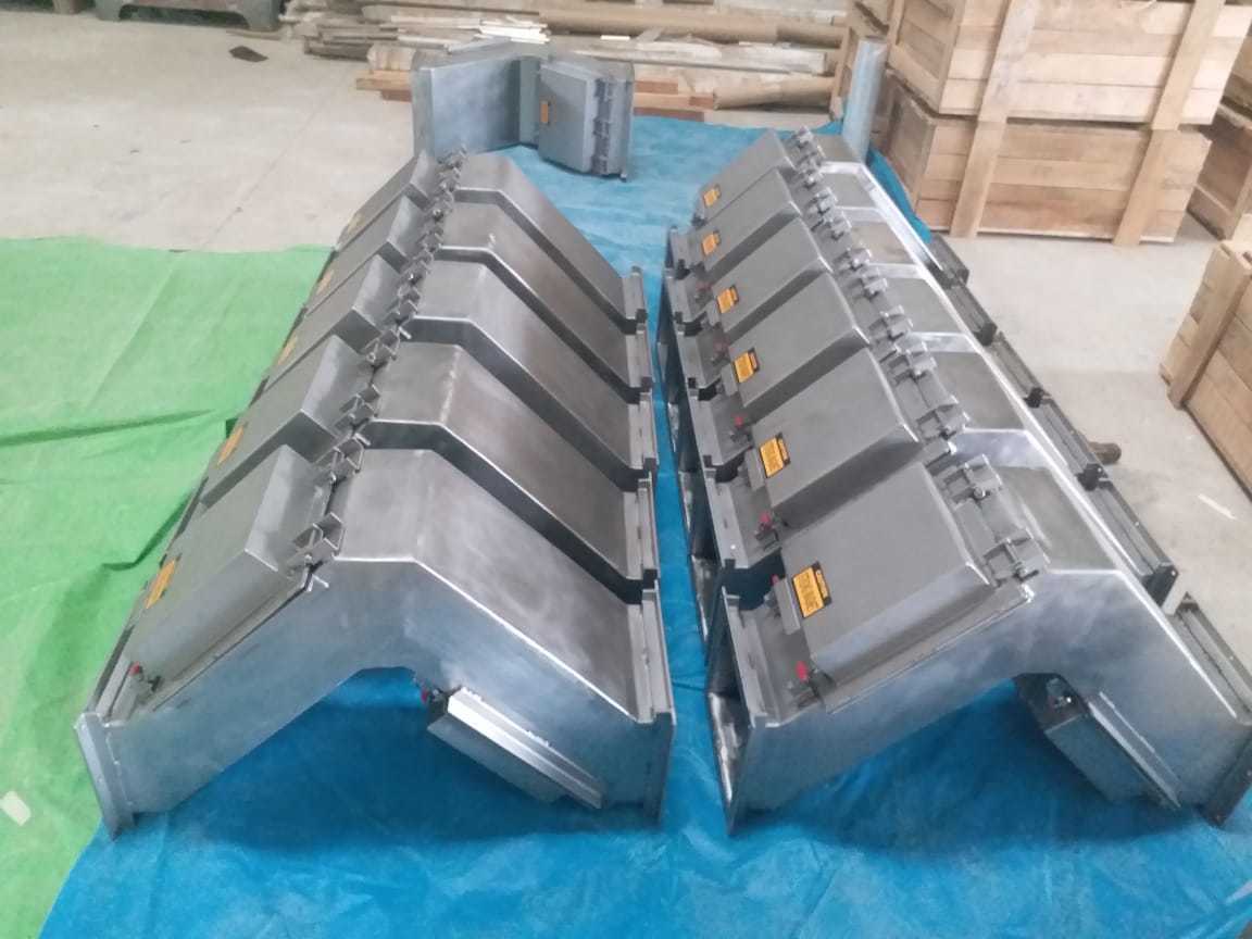Hump Magnet - N38/n40/n42/n35/n52 Magnet Grades, 6 To 12 Inches Grey Block Shape, Industrial Use For Ferrous Contamination Removal