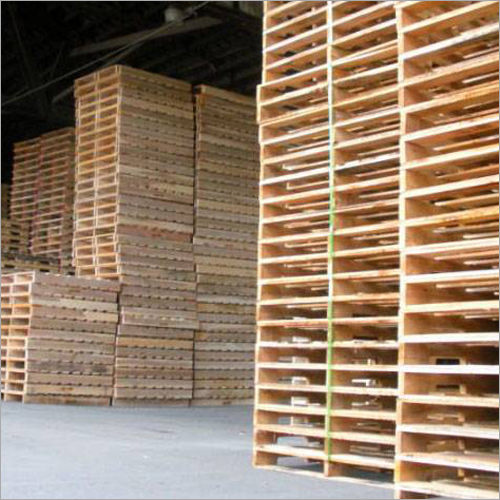 Pinewood Pallet - 48" x 40" x 6" | Natural Finish, 2,000 lbs Weight Capacity, 5 Stringers, Hardwood Deck Boards, Heat Treated