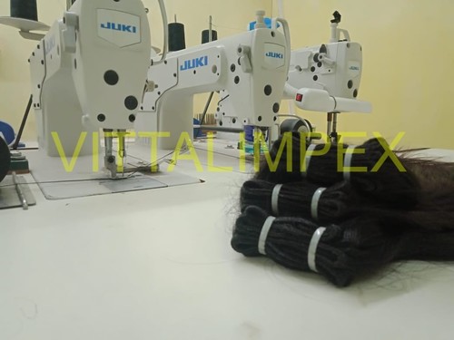 ब्लैक नेचुरल हेयर एक्सटेंशन