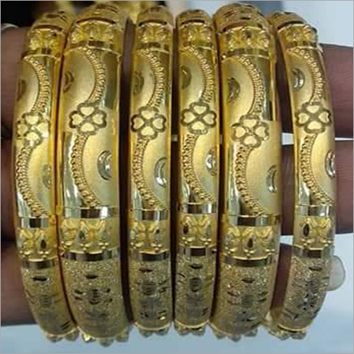 उच्च गुणवत्ता वाली सोने की चूड़ियां