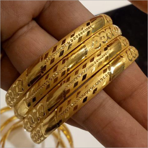 आधुनिक सोने की चूड़ियाँ