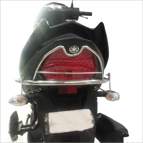 Yamaha Ray ZR स्टील बैक गार्ड