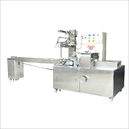 Semi-automatic Pillow Pack Biscuit Packing Machine