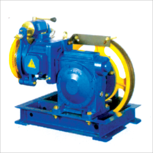 Upper Traction Machine - Steel, 1000 x 800 x 600 mm , 1.5 kW Power, 1000 kg Capacity, 1.0 m/s Speed