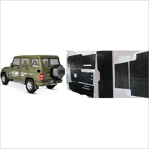 Black Bolero Plus Car Rubber Foot Mat