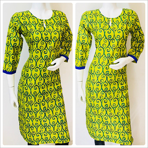 अलग-अलग रंग की प्रिंटेड कॉटन कुर्ती में उपलब्ध