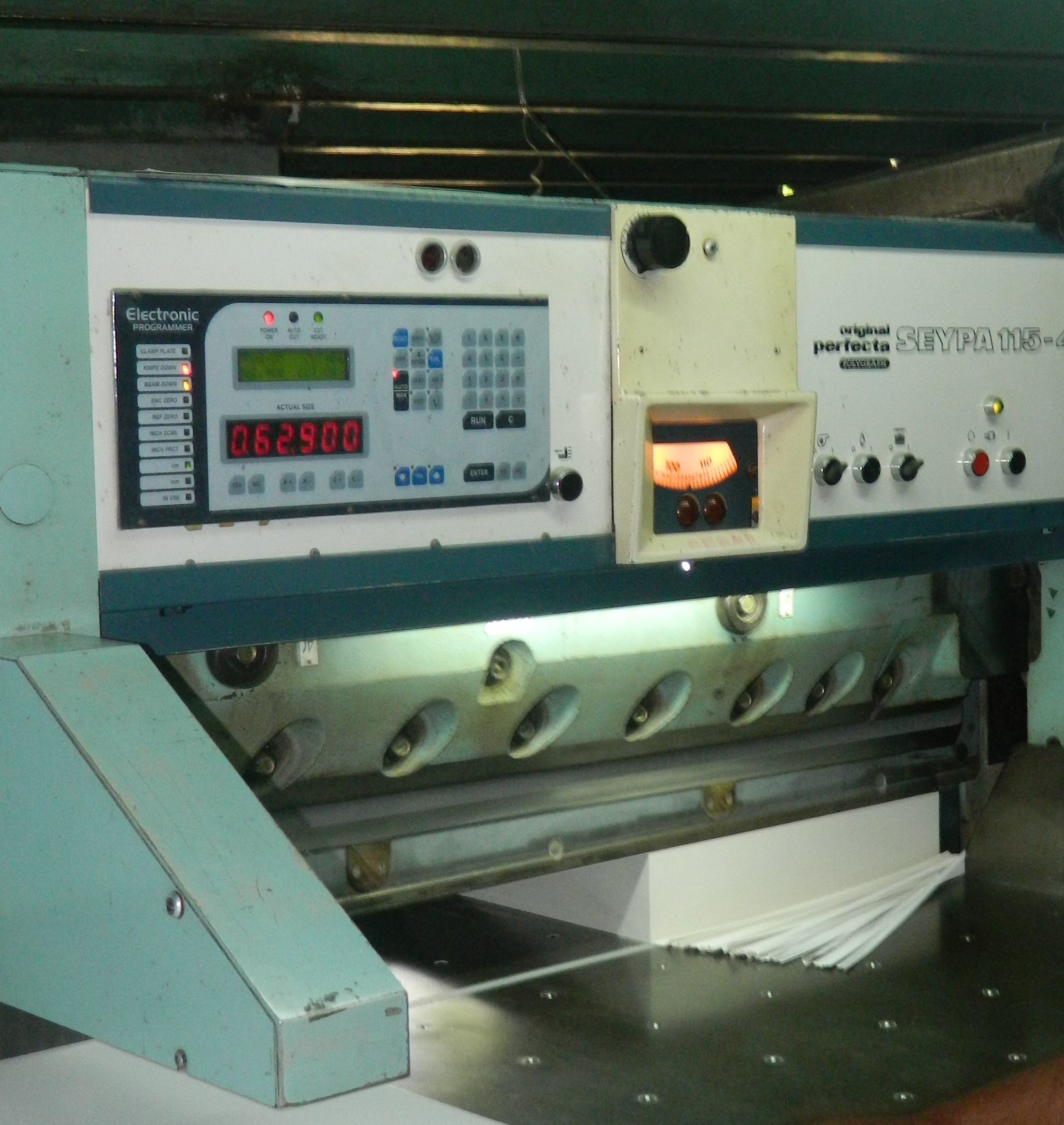 Automatic Accucut Cutting Machine Program