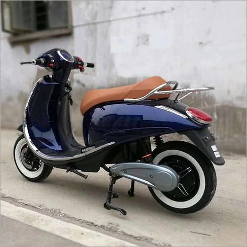 Double Battery Operated Scooter - Eco-Friendly Design, Efficient Storage Space for Bags and Packages, Low Maintenance, Reduced Noise and Pollution