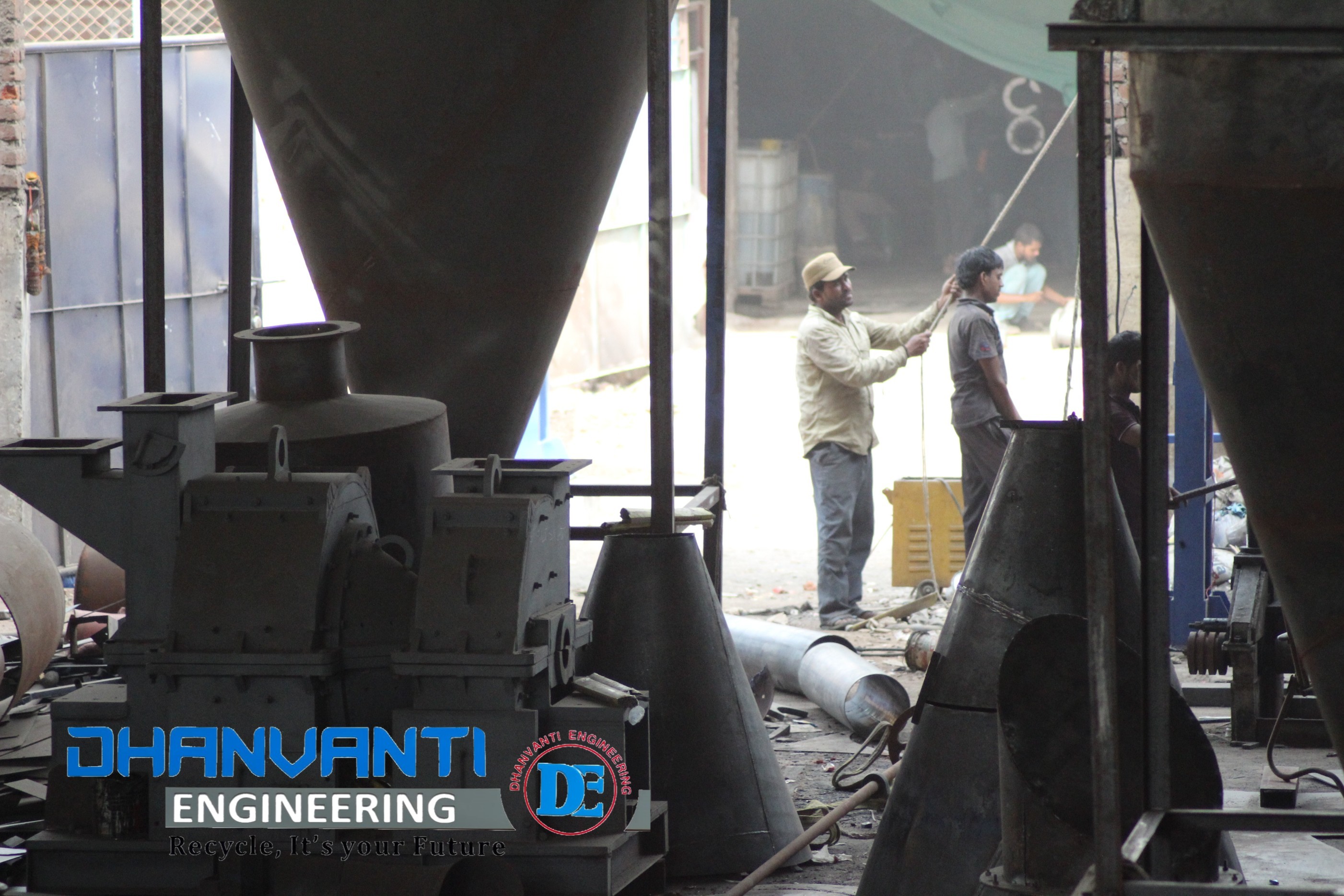 Semi-automatic Manganese Pulverizer Machine