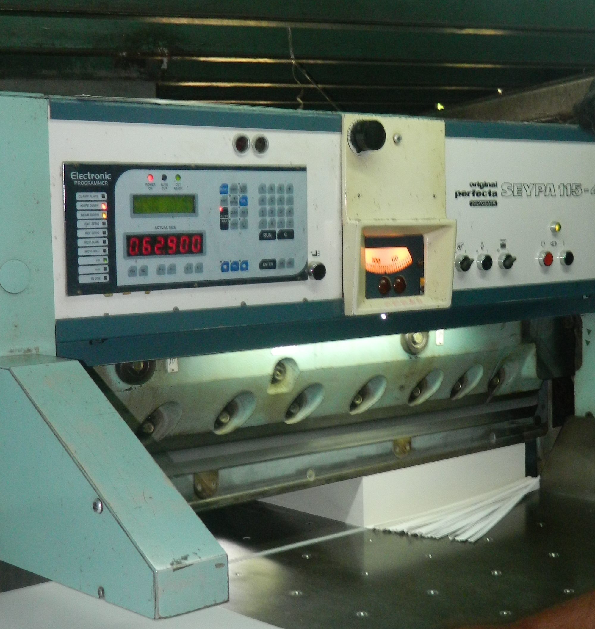 Automatic Polar Paper Cutting Machine Program