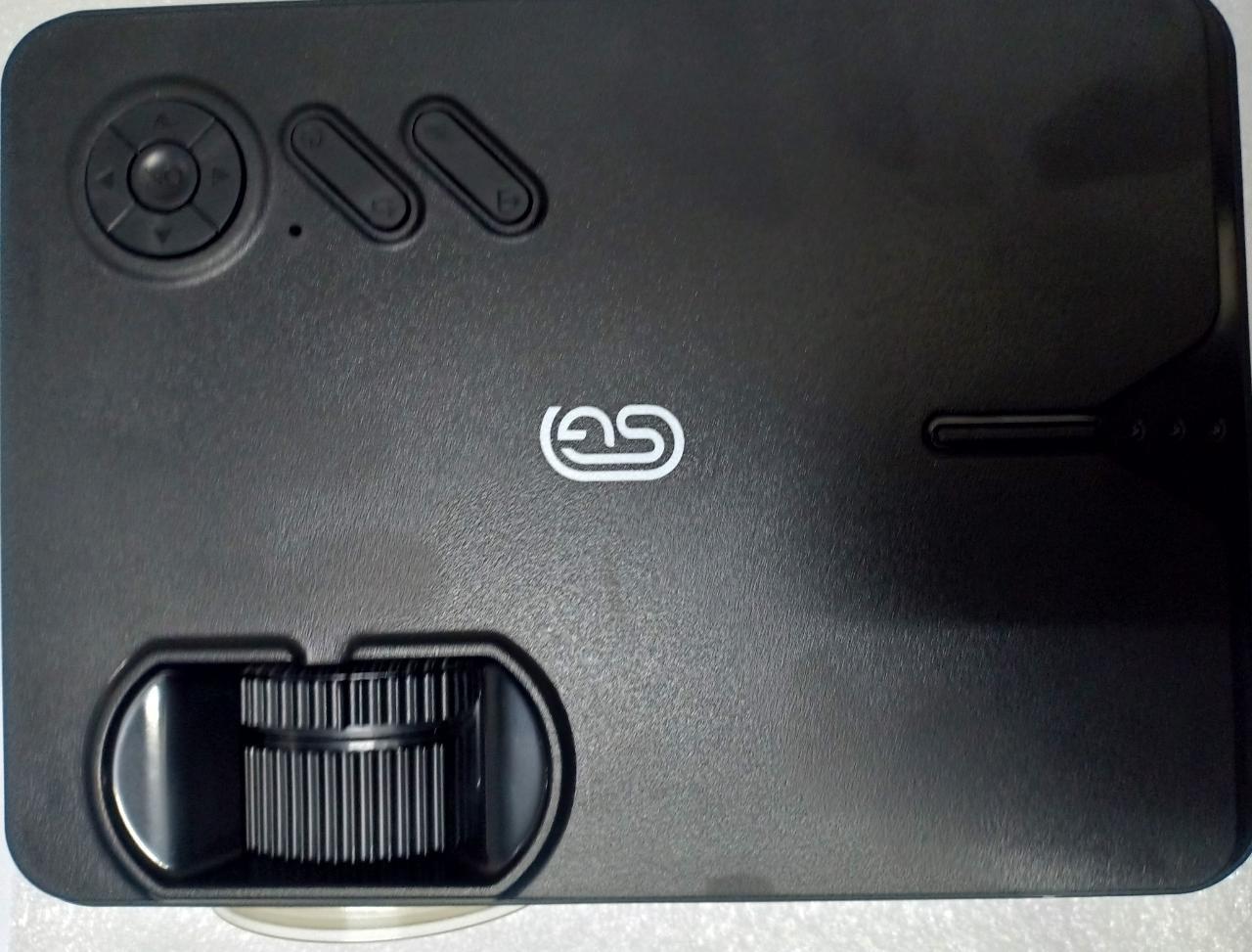 Ls-112 Led Projector Brightness: 1800 Lumens