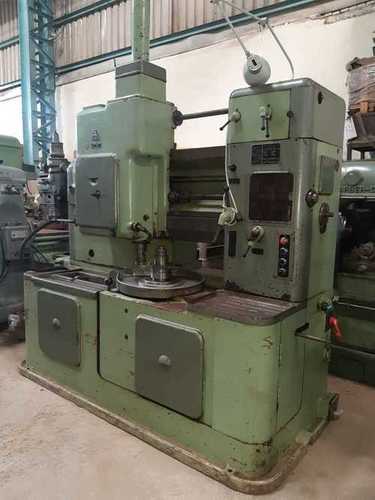 TOS OH6 Gear Shaper - Metal Frame, Chuck Diameter 600 mm, Module 6, Max Wheel Diameter 500 mm, Heavy Duty, Low Noise, Air Cooling System
