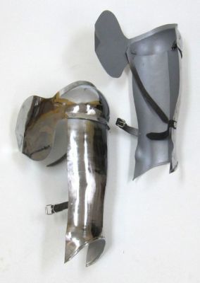 Gothic Leg Guard Armor Set