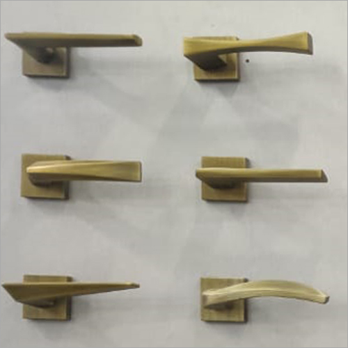 ब्रास फैंसी मोर्टिज़ डोर हैंडल