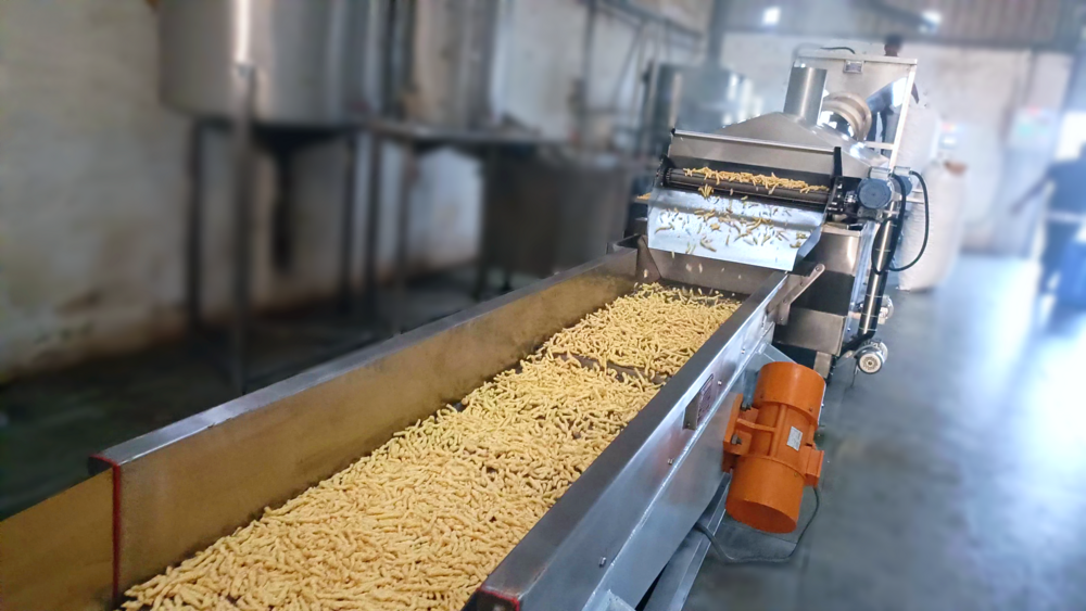 Automatic Kurkure Fryer Line - Capacity: 300/500/1000 Kg /Hrs Kg/Hr