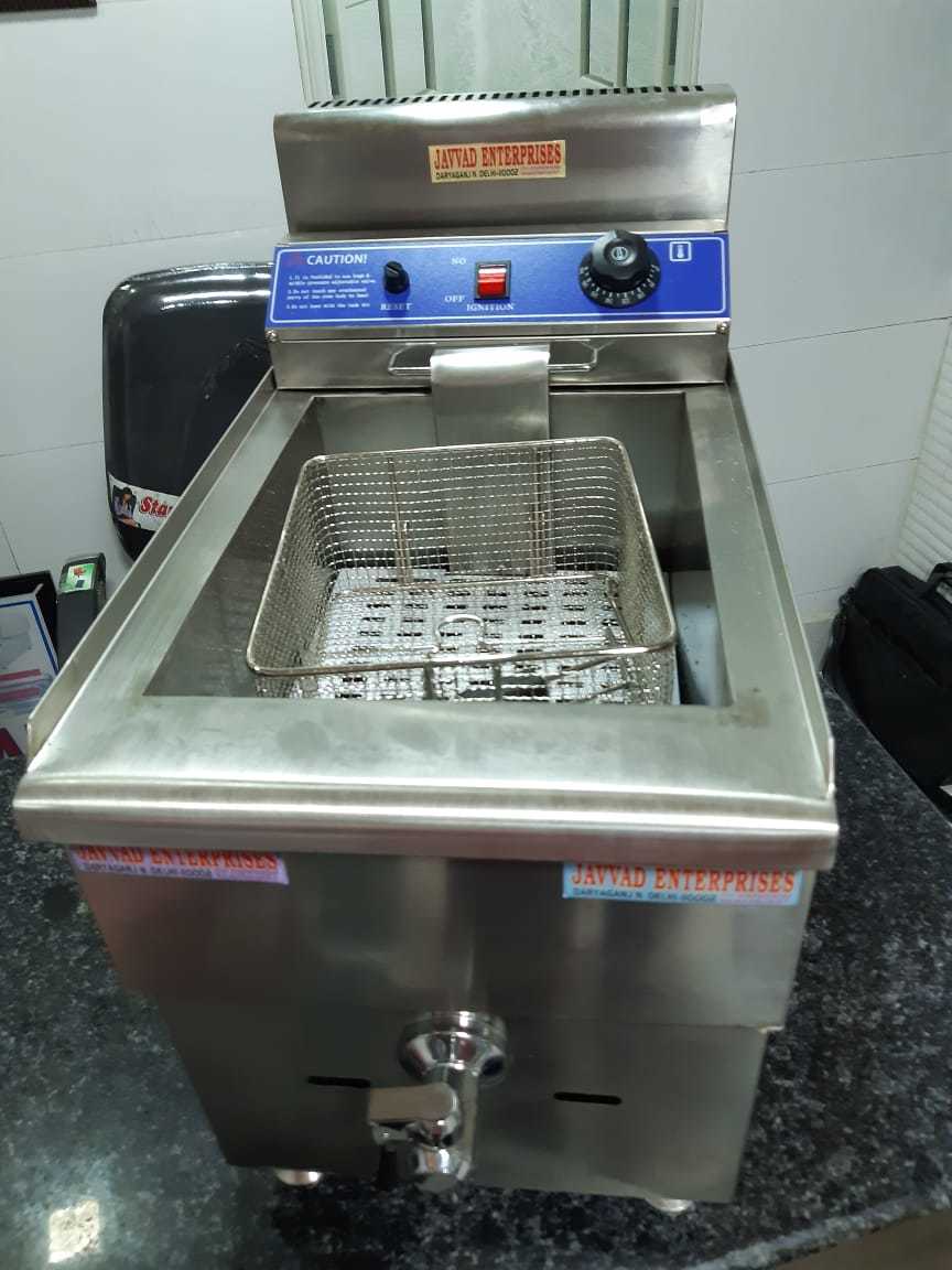 Deep Fryer Capacity: 12 Liter Kg/hr