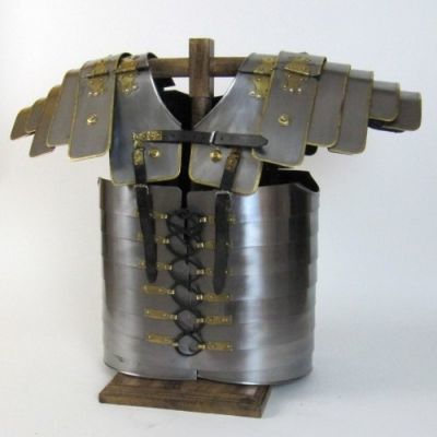 Lorica Segmenta