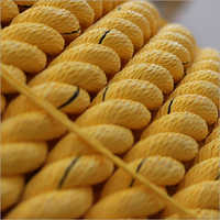 एचडीपीई डैनलाइन रस्सी की चौड़ाई: 1-10 मिलीमीटर (मिमी)