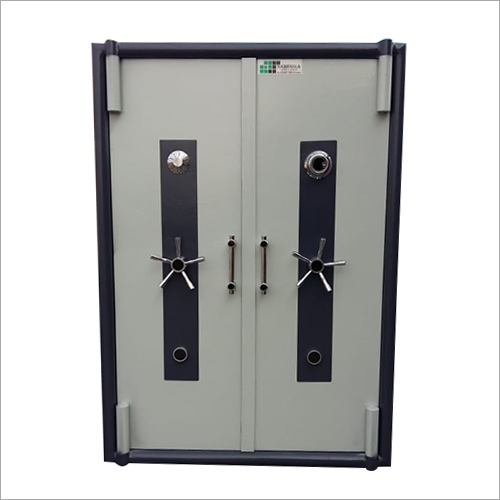 Defender Safe Double Door Locker Size: Customize