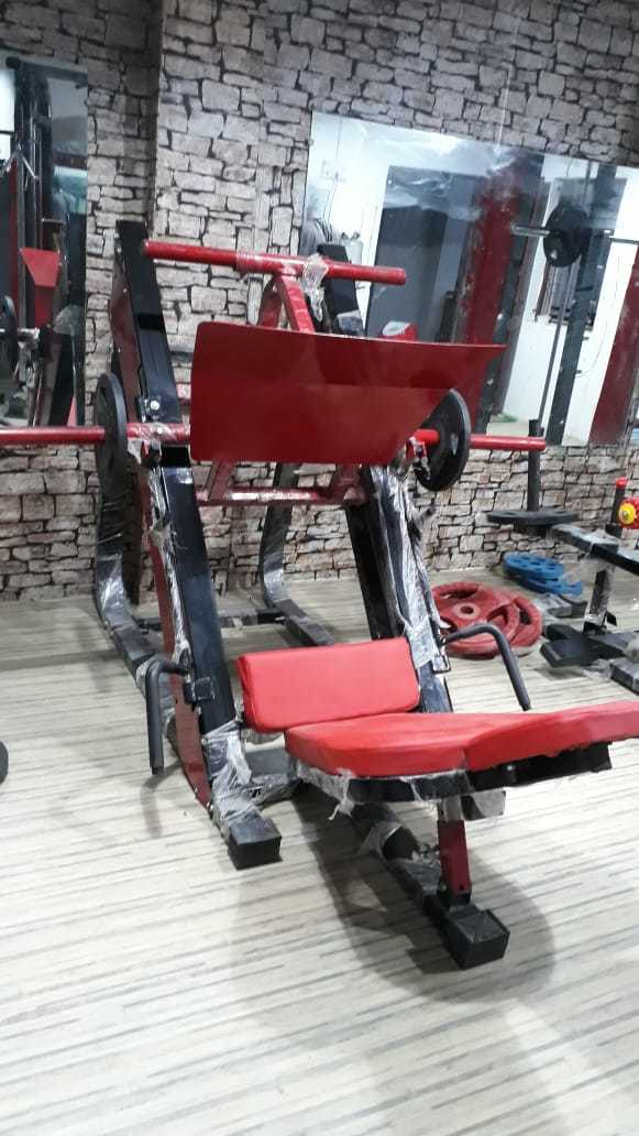 Leg Press Machine - 12 Gauge Apollo Isi Pipe, Black Foam Seat Cover | Advanced Double Effect Welding Technology, Adjustable For Muscle Gain