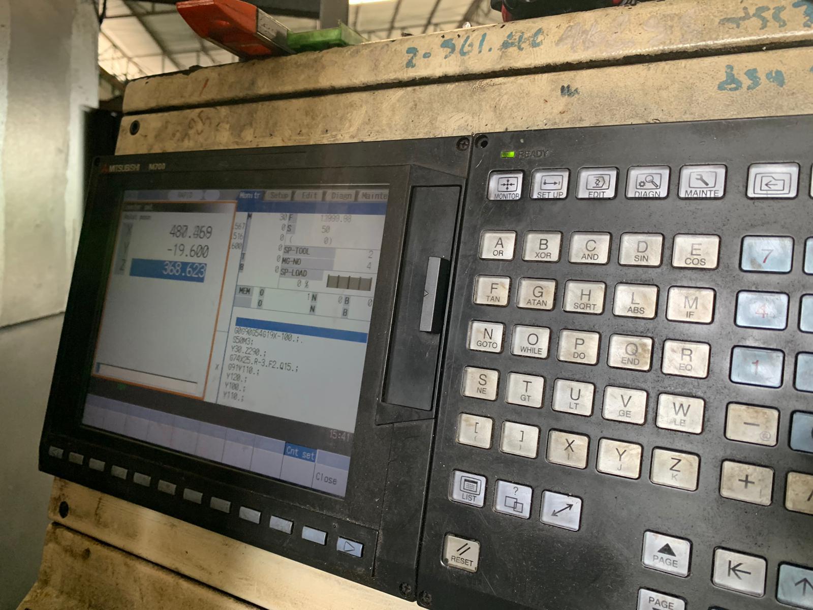 Hartford Double Column Vmc Machine - Feature: High Efficiency