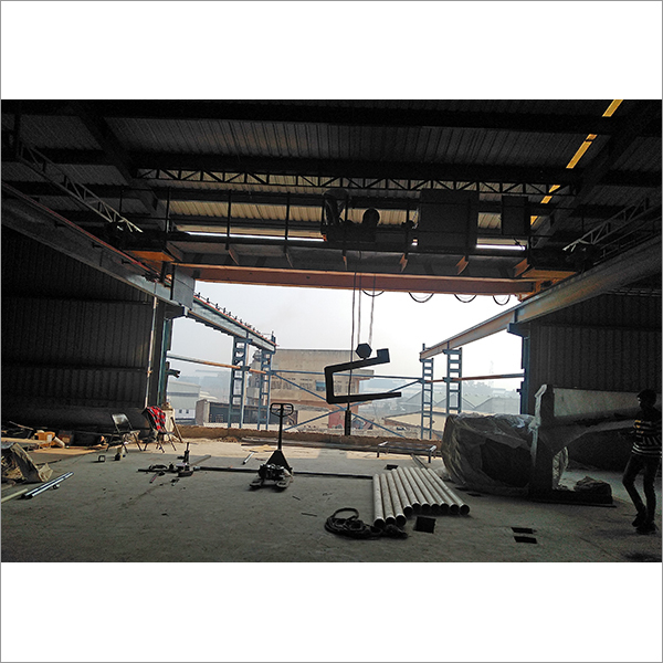 Double Girder Eot Crane - Load Capacity 5-10 Ton, Max Height 20-40 Feet, Span 10-20 M, Hoist Speed 0-15 M/min, Yellow Finish | Ideal For Open Areas, Yards, And Industrial Applications