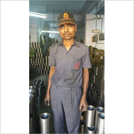 कार्यकर्ता की वर्दी