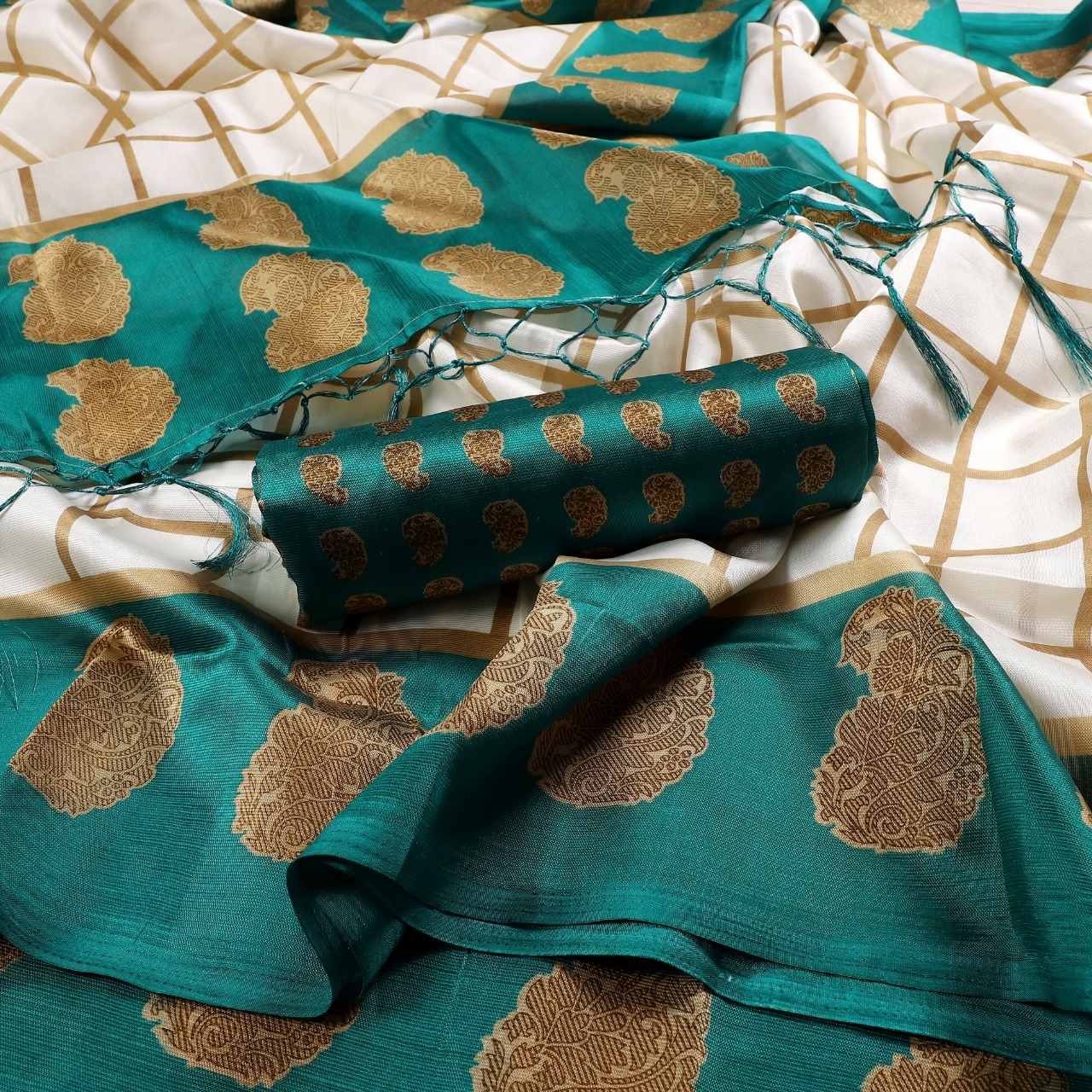 Flower Print Mysore Silk Saree - Material: Art Silk, Length: 5.5 Mtr, Blouse Length: 0.8 Mtr | Multi-colour, Printed Pattern, Suitable For All Seasons
