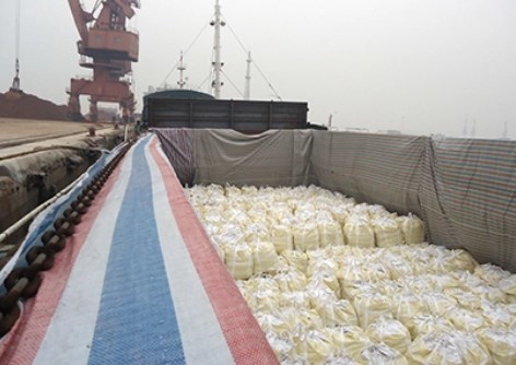 Calcium Chloride Prills 94% Application: Oil Industry