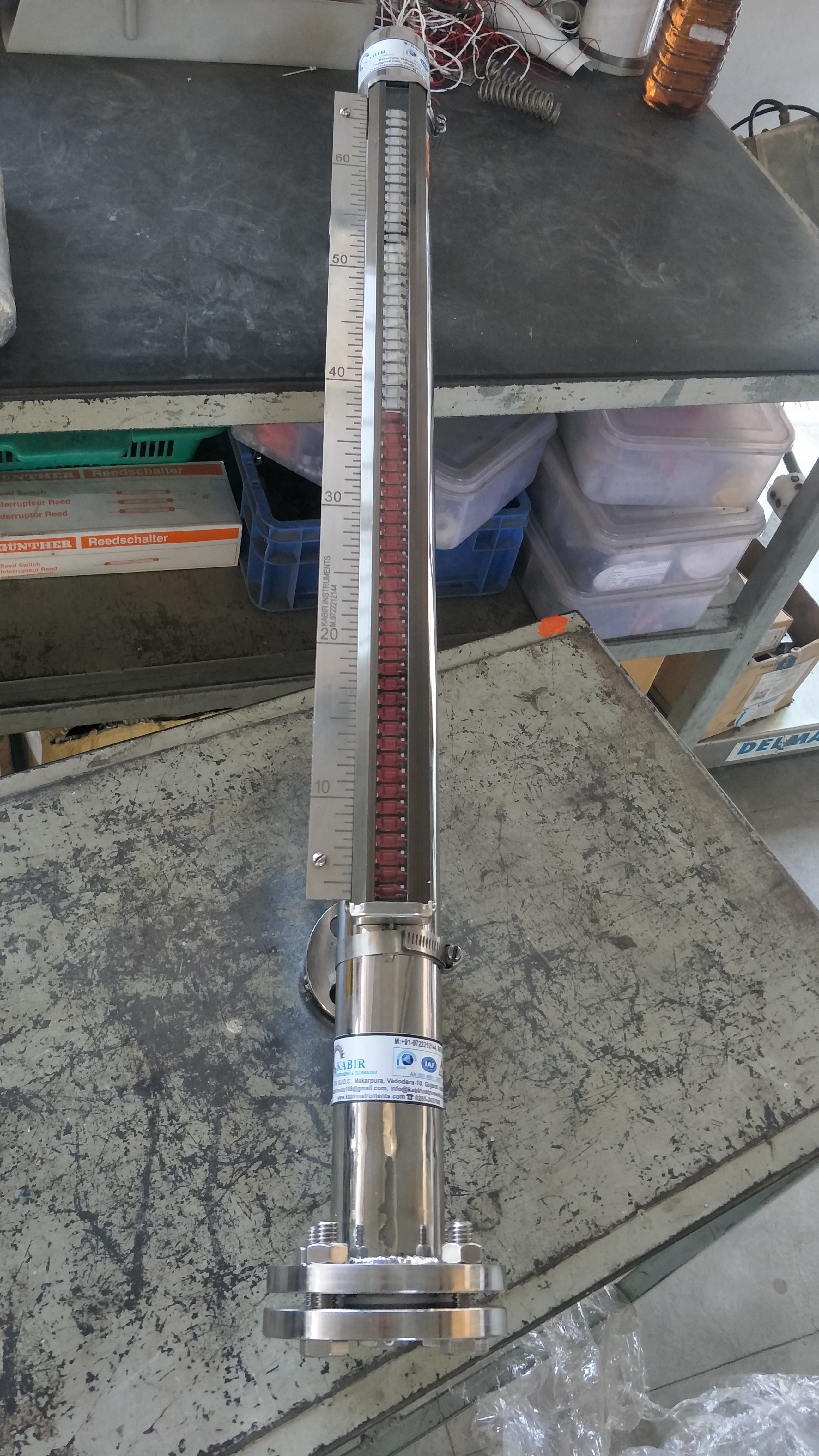 Side Mounted Magnetic Level Indicator - Application: Chemical Industries