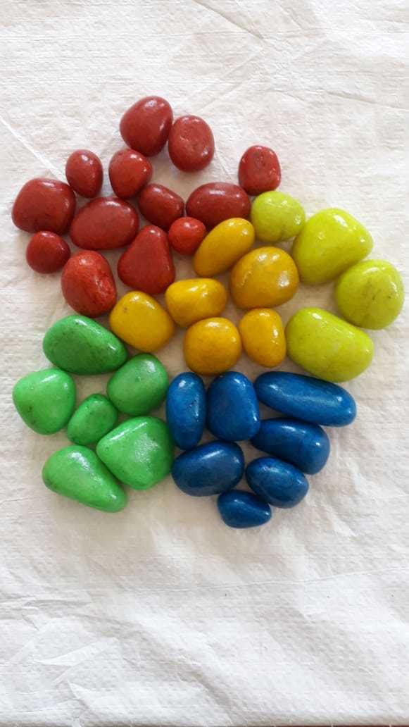 Quartz And Agate Natural Gemstone Pebbles And Balls Size: Customized