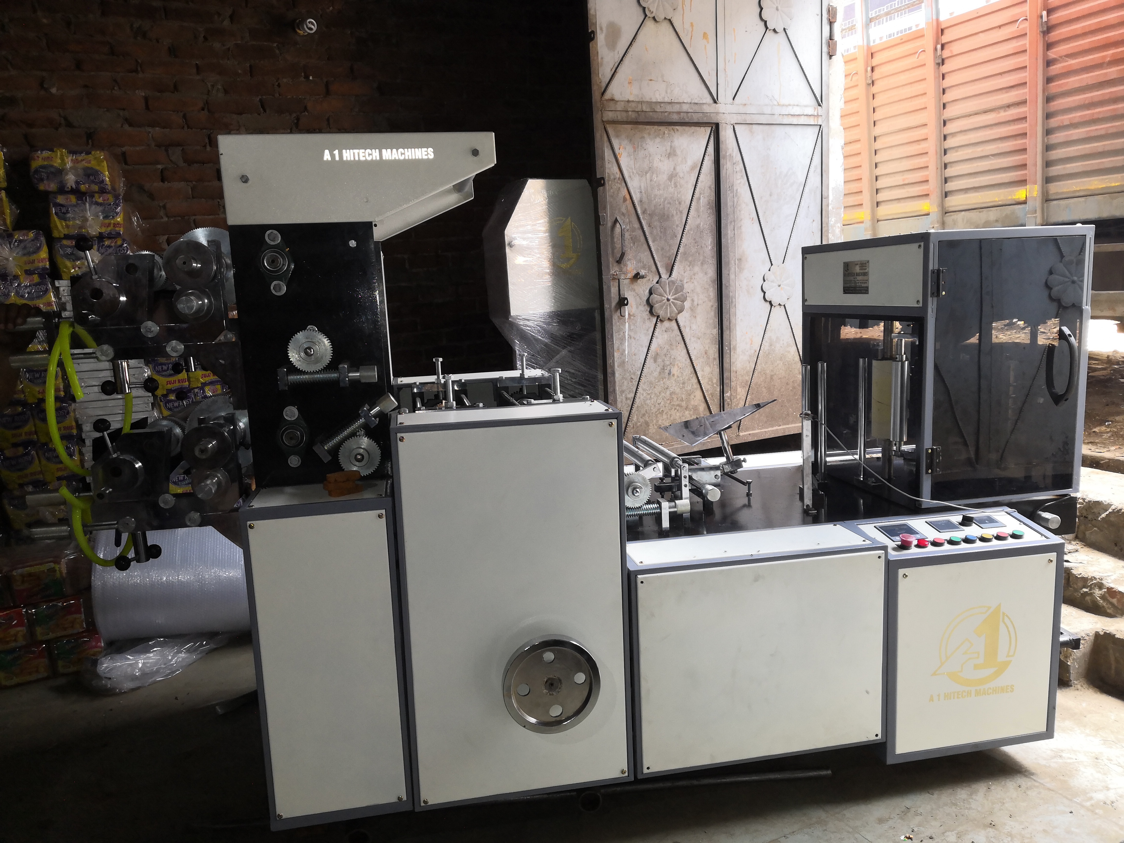 Tissue Paper Machine Capacity: 200000 To 250000 Piece Per 8 Hour