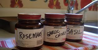 सूखी जड़ी-बूटियाँ