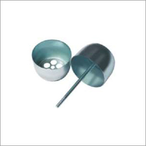 कटोरा और टोपी अस्सी.