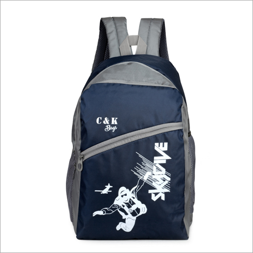 School Bags Capacity: 30 Tons/year