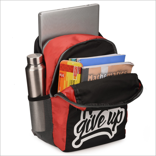 Polyester School Backpack Capacity: 28 Kg/hr