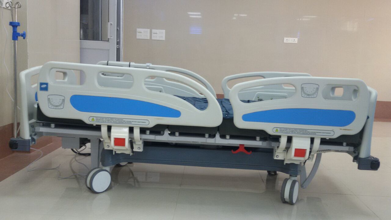 Fully Motorised Iccu Bed Dimension(l*w*h): 2160mm X 1020mm X150mm (Lxwxh) Yard